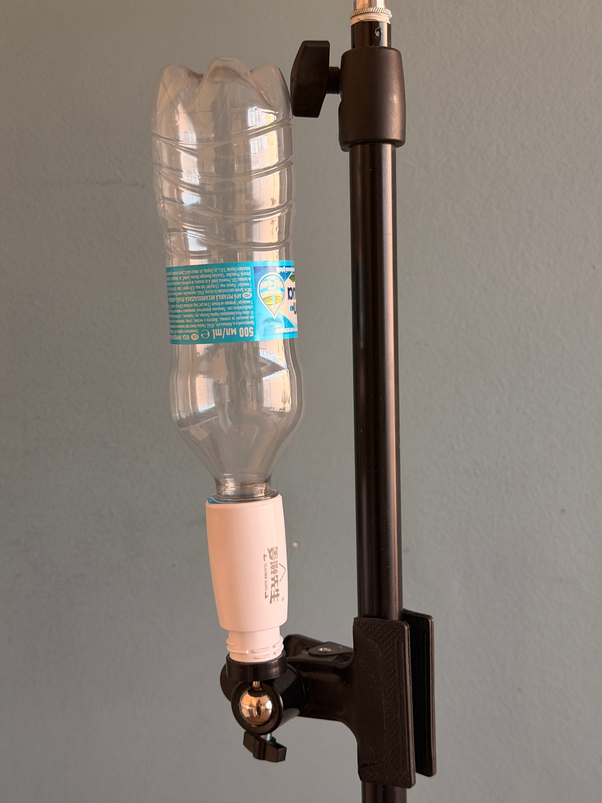 Halterung für Zylinder-Trainingsfell (Cylindrical film exercise bracket)
