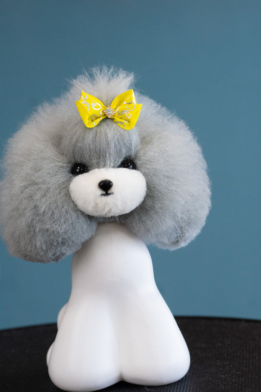 Teddy Kopf-Fell, Grau mit weißer Schnauze – Ohren nach unten (Teddy head hair (grey, white mouth)